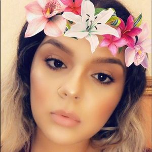 Meet your Posher, Daniela